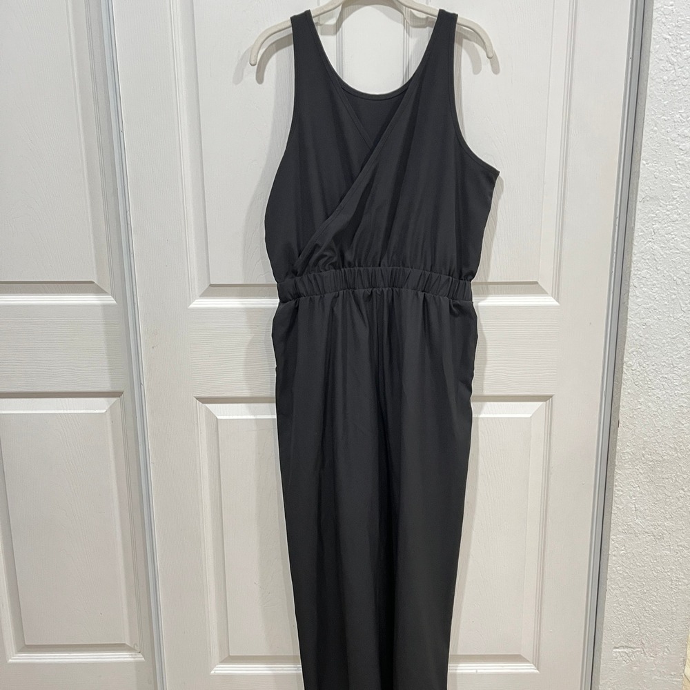 CALIA by Carrie Underwood Black Sleeveless Jumpsuit